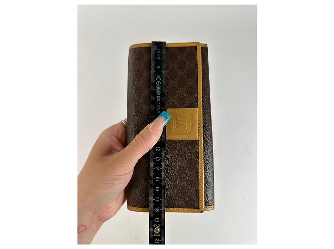 Edge Céline Vintage Celine Smooth Wallet Brown - view 8
