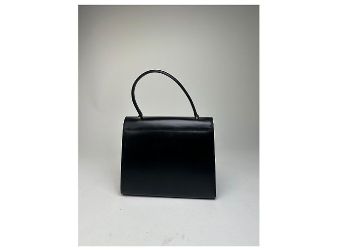 Vintage Givenchy Handtasche aus glattem Leder Schwarz mit Klappe - Ansicht 12