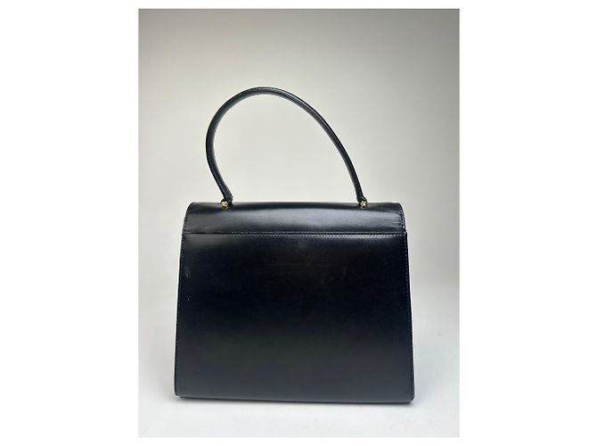 Vintage Givenchy Handtasche aus glattem Leder Schwarz mit Klappe - Ansicht 2