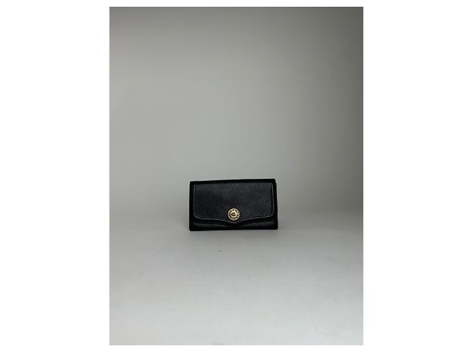 Givenchy Ledergeldbörse in Schwarz mit goldfarbenem Logo-Detail - Ansicht 9