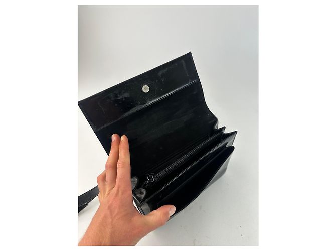 Gucci Black Leather Shoulder Bag - view 3