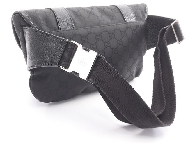 Gucci GG Muster Bauchtasche Schwarz - Ansicht 2