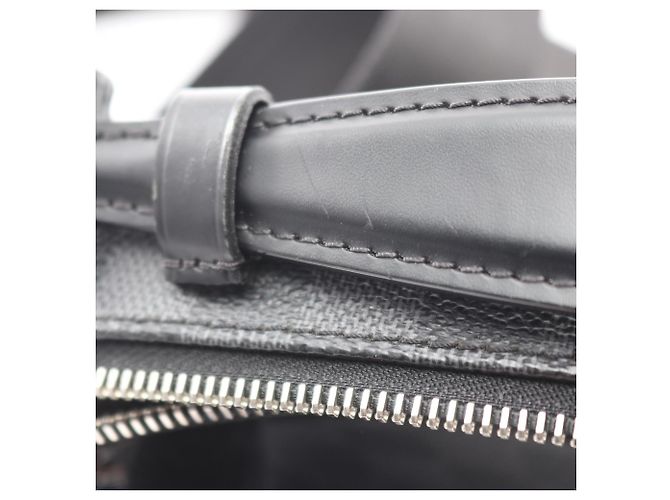 Borsa a tracolla Louis Vuitton Ambrelle Nero - vista 12