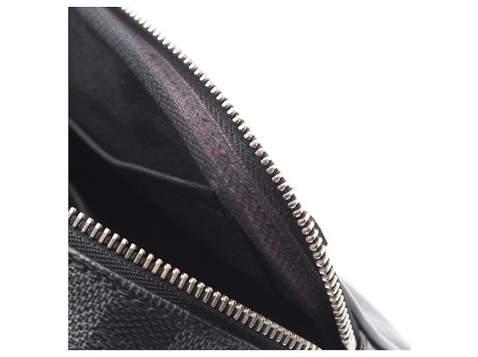 Borsa a tracolla Louis Vuitton Ambrelle Nero - vista 7