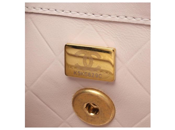 Borsa a tracolla Chanel Matelassé in pelle rosa - vista 5