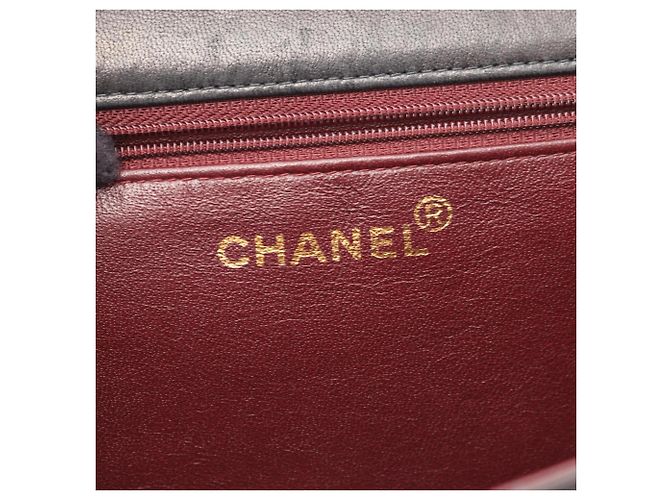 Borsa a tracolla Chanel Matelassé in pelle di agnello nera Nero - vista 4