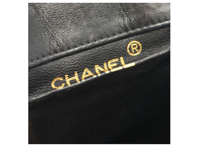 Zaino Chanel Matelassé in agnello nero - vista 4