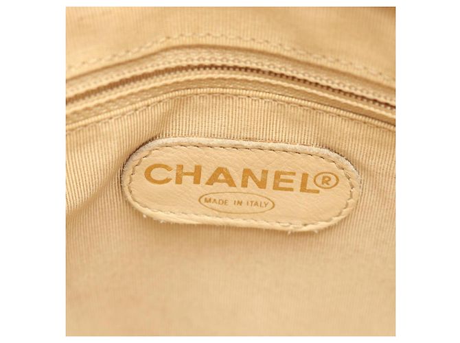 Timeless Borsa Chanel in pelle di vitello martellata beige - vista 4