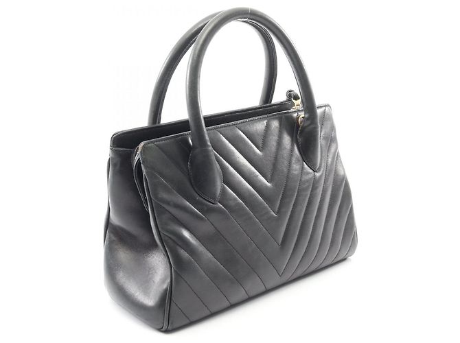 Borsa Chanel Chevron V-stitch Nero - vista 2
