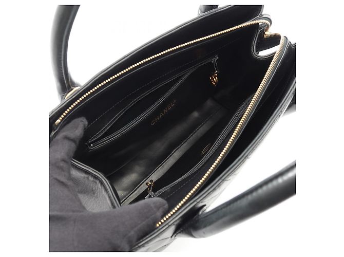Borsa Chanel Chevron V-stitch Nero - vista 3