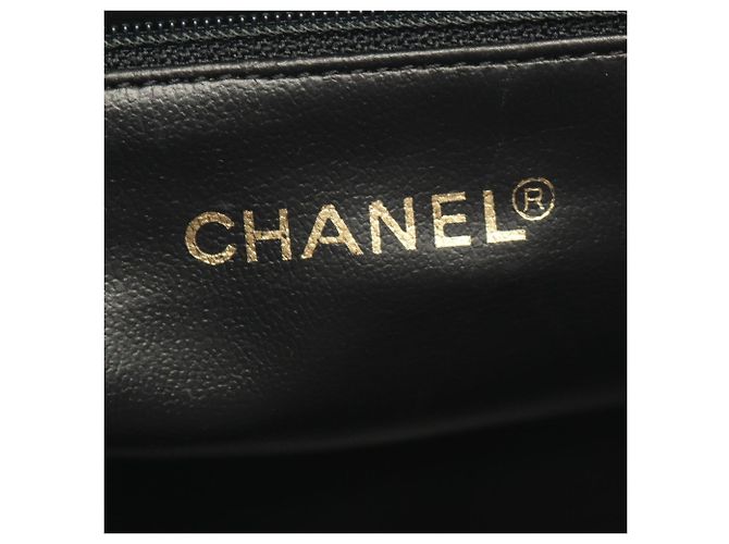Borsa Chanel Chevron V-stitch Nero - vista 4