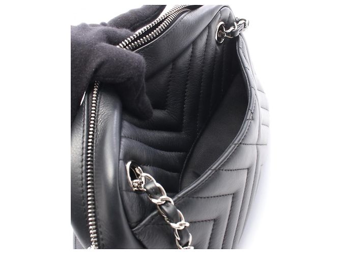 Borsa a Spalla Chanel Chevron V-Stitch Tassel Nero - vista 7
