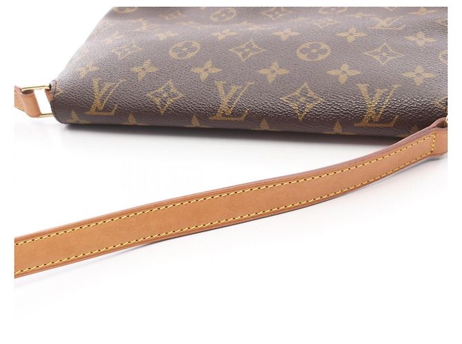 Borsa a Spalla Louis Vuitton Musette Tango Marrone - vista 13