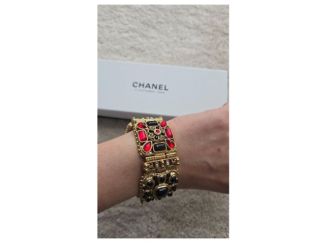 Bracciale Chanel Paris-Byzance Métiers d’Art Pre-Fall 2011 Nero Rosso Gold hardware - vista 12