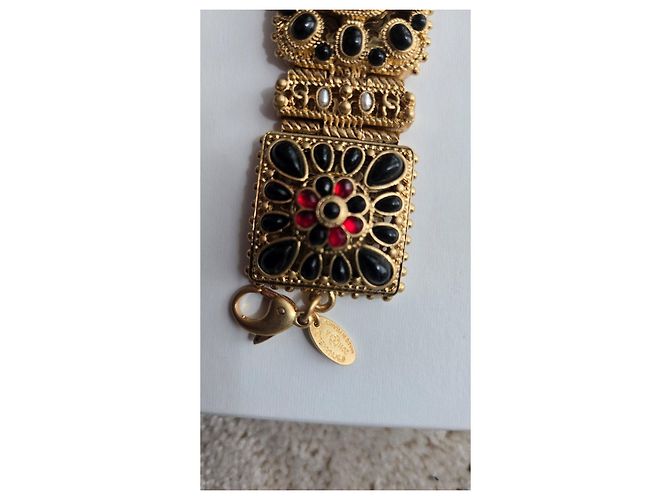 Bracciale Chanel Paris-Byzance Métiers d’Art Pre-Fall 2011 Nero Rosso Gold hardware - vista 2