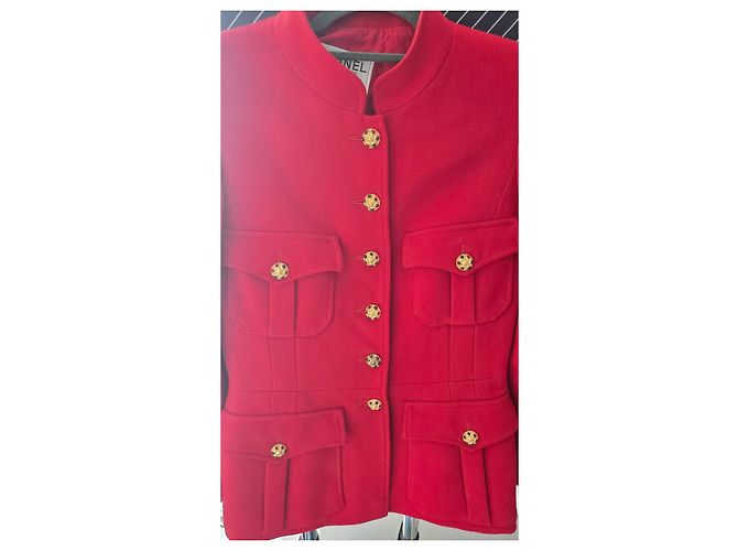 Chanel 1996 Red Wool Jacket with Gripoix Buttons - view 12