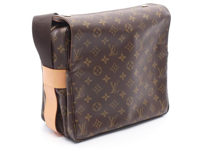 Borsa a tracolla Louis Vuitton Naviglio Monogram Marrone - vista 2