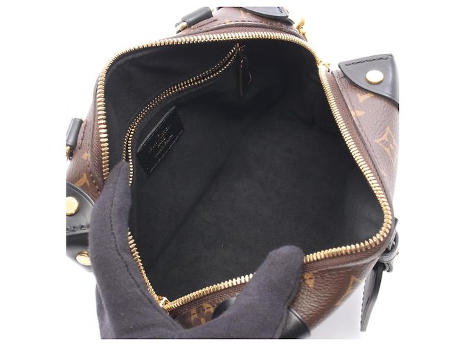 Borsa Louis Vuitton Petite Malle Souple Monogram Marrone Nero - vista 3