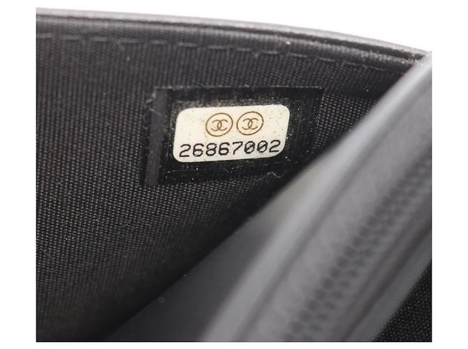 Borsa a Spalla Chanel Boy Matelassé Nero - vista 6