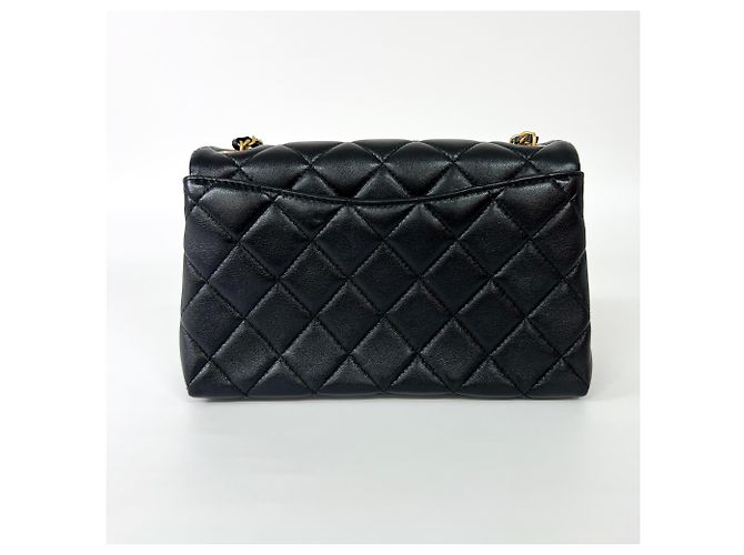 Timeless Bolsa Chanel Enamel Multi CC Chain Flap em pele de cordeiro acolchoada Mini Preto - vista 3