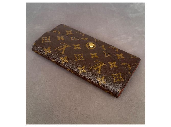 Louis Vuitton Cartera Sarah Monogram Canvas Castaño - vista 2