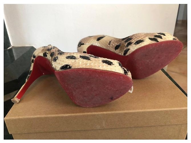 Christian Louboutin Very Privé Pythonleder Pumps Schwarz Beige Leopardenprint - Ansicht 4