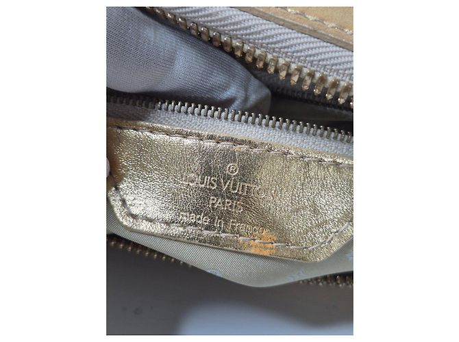 Louis Vuitton Alma BB borsa pelle oro D'oro - vista 8
