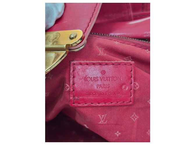 Louis Vuitton Lockit PM Borsa in pelle rossa Rosso - vista 12