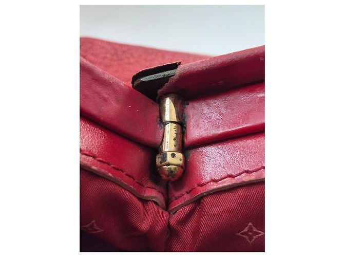 Louis Vuitton Lockit PM Borsa in pelle rossa Rosso - vista 15