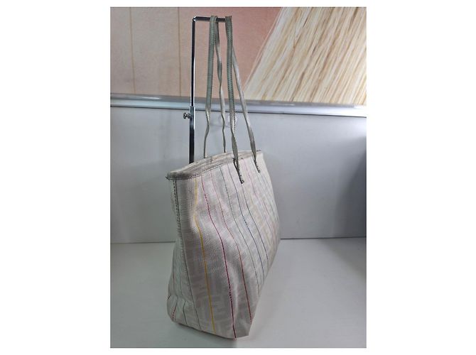 Fendi Borsa Tote Zucca a Righe Bianco Multicolore - vista 3