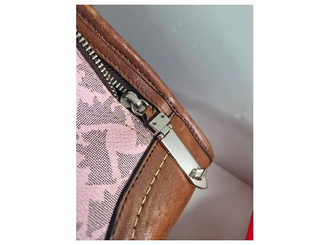 Juicy Couture Sac Boston Rose Monogramme Marron Noir Blanc - vue 11
