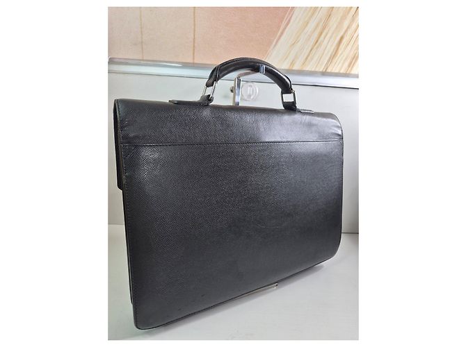 Louis Vuitton Valigetta in pelle Taiga Nero - vista 5