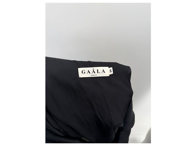 Autre Marque GAALA Schwarzes Seidenkleid mit Perlen - Ansicht 5