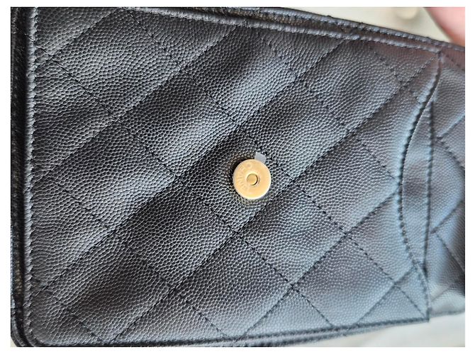 Chanel Quilted Leather Drawstring Bag in Schwarz - Ansicht 8