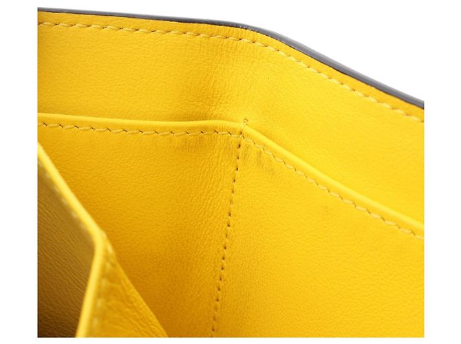 Fendi Peekaboo Tri-fold Wallet - view 8