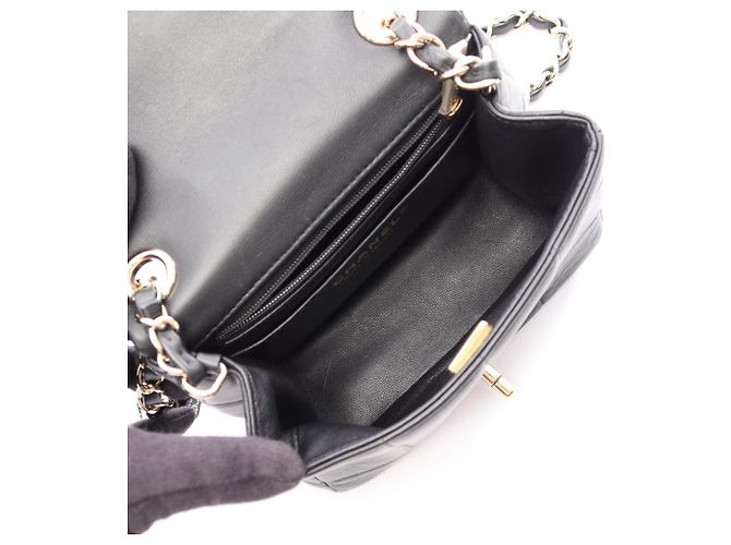 Mini borsa a tracolla Chanel Chocolate Bar Flap Nero - vista 3