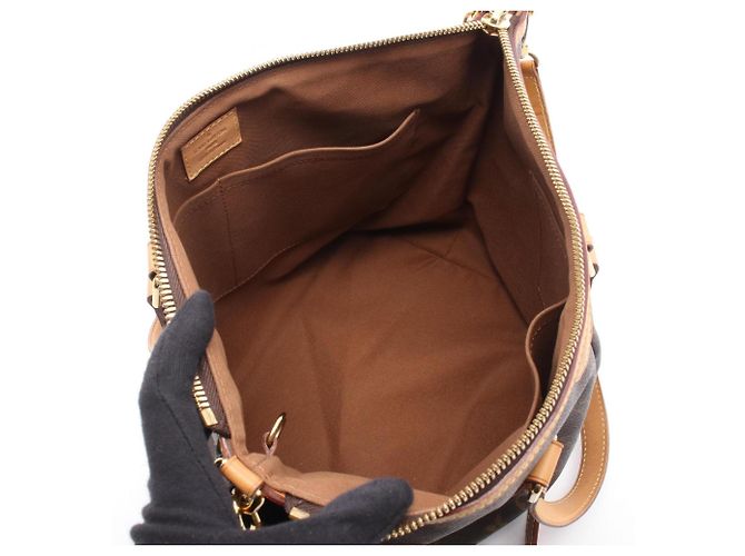 Borsa Louis Vuitton Palermo PM Marrone - vista 3