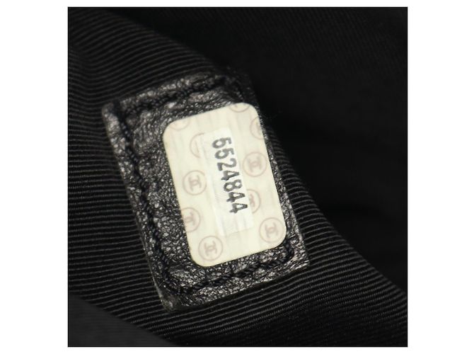 Borsa Tote Chanel in pelle di vitello martellata nera Nero - vista 5