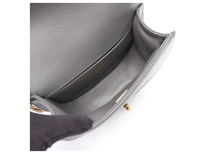 Borsa a tracolla Chanel Boy Small in grigio Marrone - vista 3