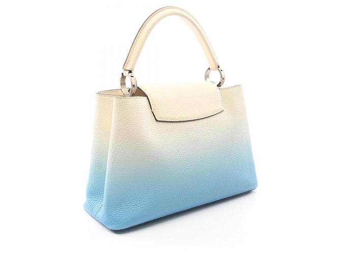 Borsa 2-Way Capucines MM Louis Vuitton Blu Crudo - vista 2
