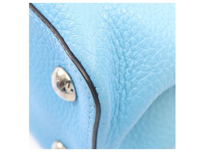 Borsa 2-Way Capucines MM Louis Vuitton Blu Crudo - vista 7