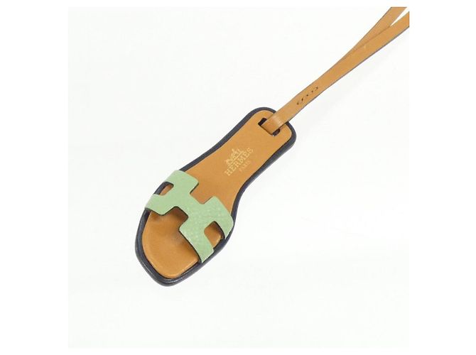 Hermès Borsa accessorio Oran Nano Hermes Verde chiaro - vista 2