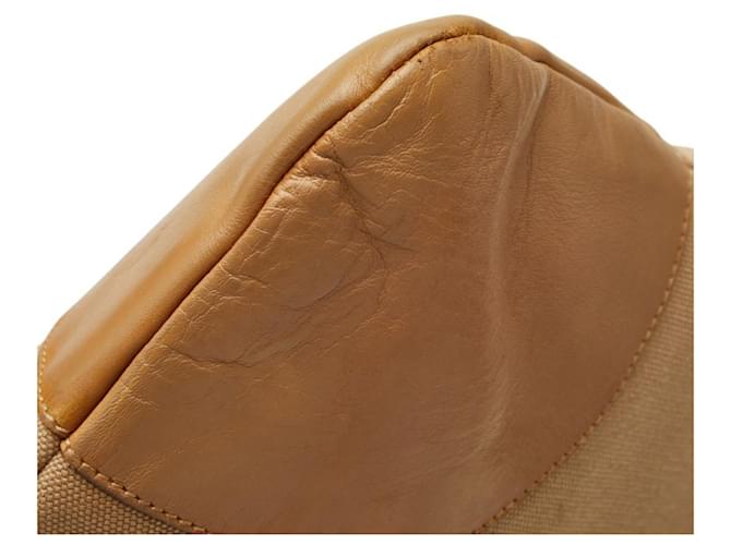 Borsa a tracolla con placca logo Triangle di Prada Beige - vista 5