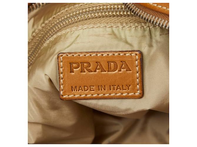 Borsa a tracolla con placca logo Triangle di Prada Beige - vista 8