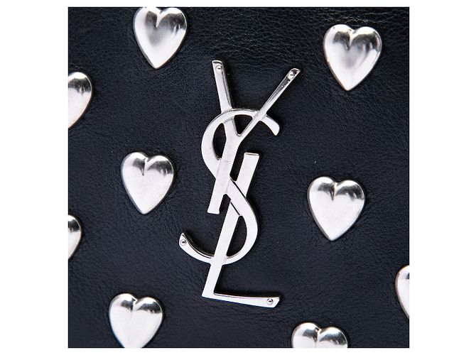 Saint Laurent Bolso bandolera Kate en piel de becerro negro Medium con monograma y corazones con tachuelas - vista 6
