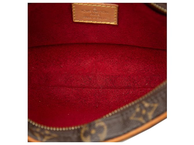 Louis Vuitton Marrone Monogram Croissant PM - vista 4