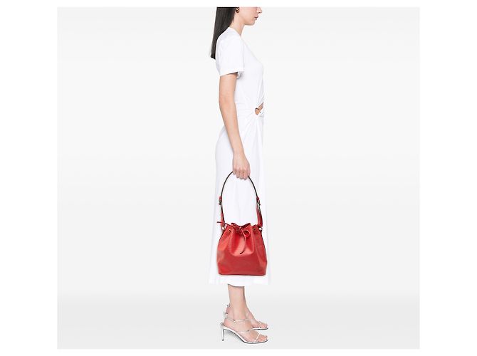 Louis Vuitton Petit Noe in pelle Epi rossa Rosso - vista 7