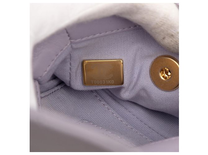 Chanel Mini Flap in pelle di vitello trapuntata viola con catena framing Porpora - vista 6