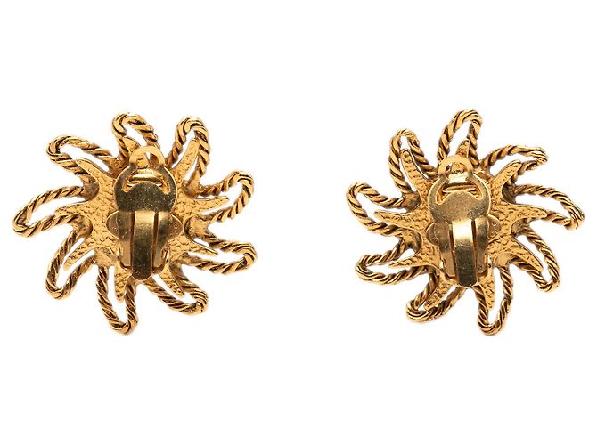 Orecchini Chanel Sun Clip On placcati oro Gold CC D'oro - vista 2