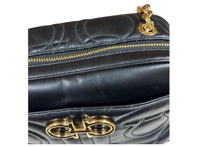 Borsa a tracolla Salvatore Ferragamo Gancini Nero - vista 11